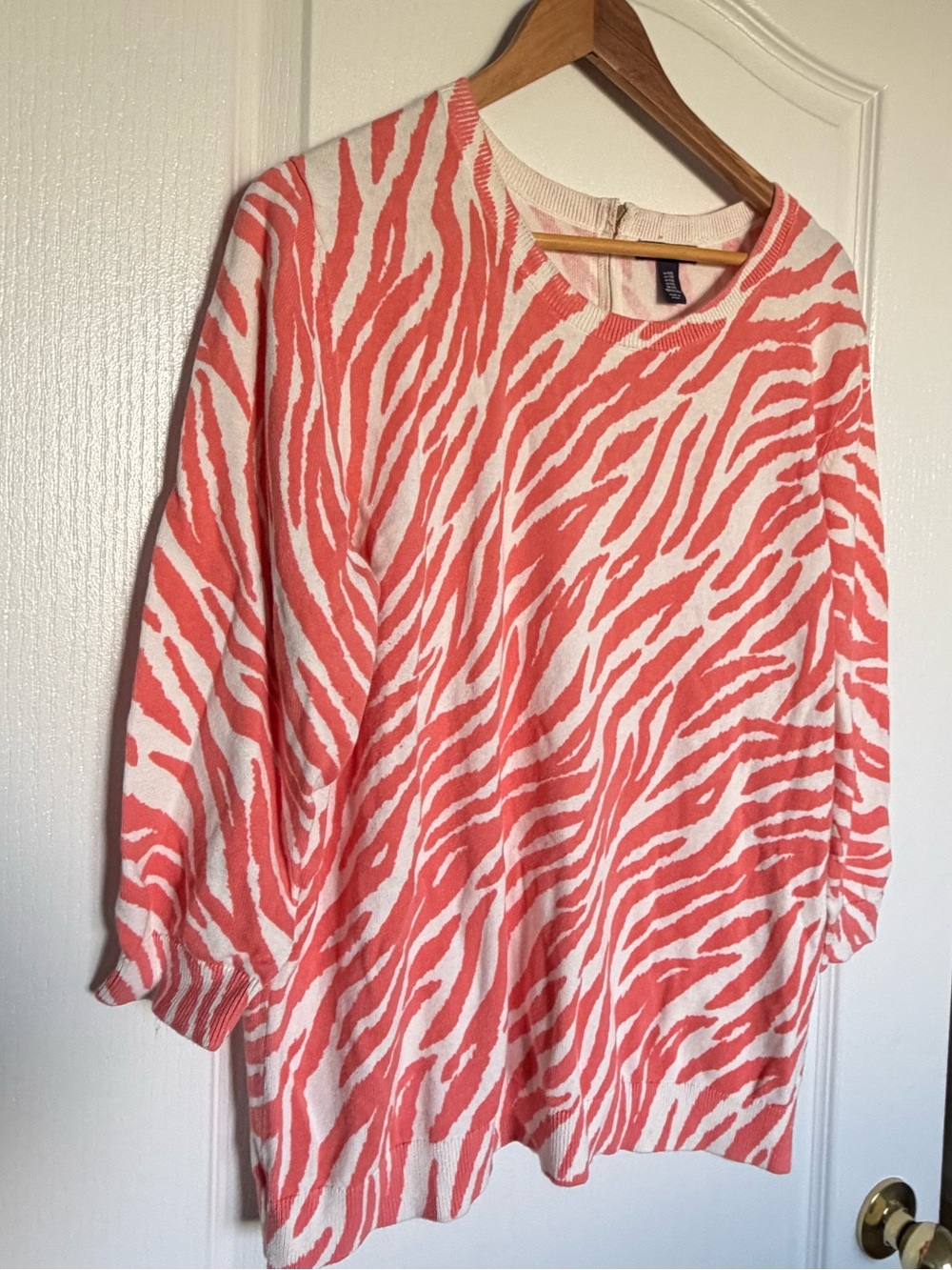 GAP Coral and Cream Zebra-Print Scoop Neck Sweater